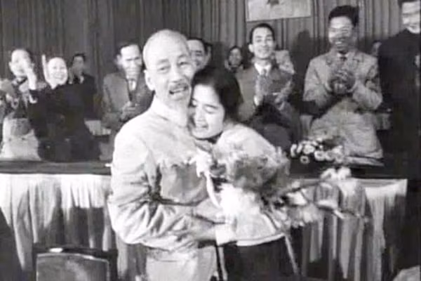 NSND Trà Giang gặp Bác Hồ 