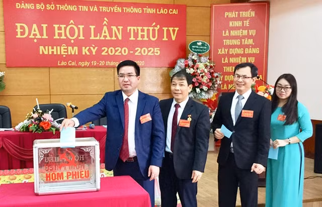 Trách nhiệm của đại biểu thể hiện qua lá phiếu