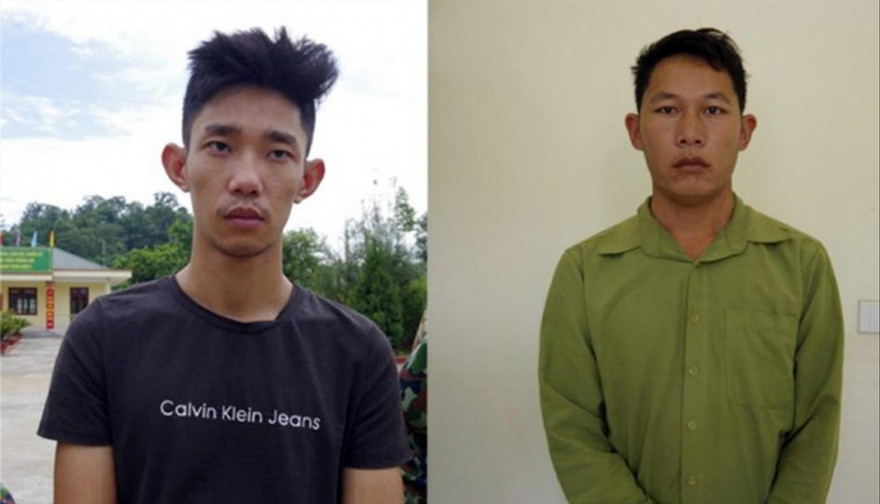 Đối tượng Phùng Thế Anh (trái) và Vàng Seo Xóa tại đồn biên phòng 