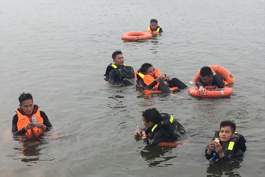 Đặc công nước Hải quân thử nghiệm bộ trang bị nâng cao khả năng sinh tồn do Viện Công nghệ mới chế tạo