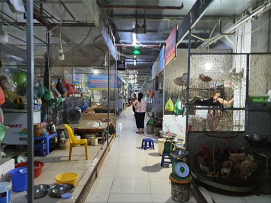 Cảnh ế ẩm tại TTTM Hàng Da 