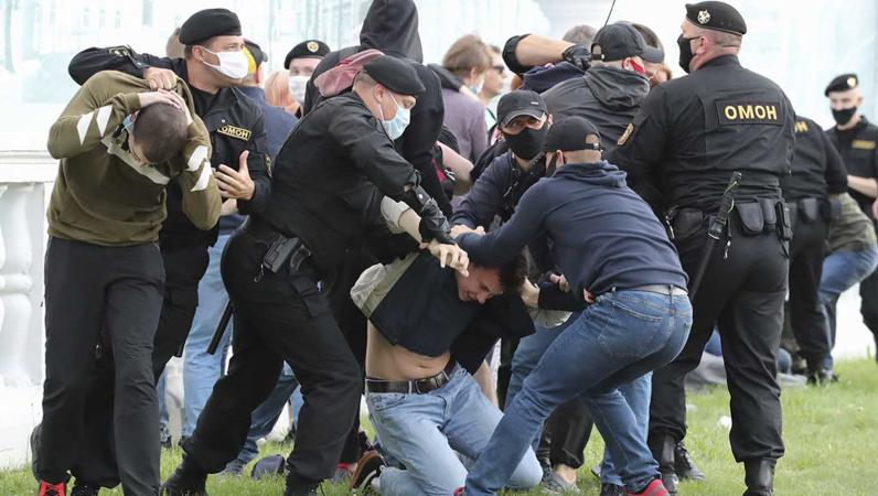 Biểu tình nổ ra trên khắp Belarus trước thềm cuộc bầu cử ngày 9/8 ảnh: Tass