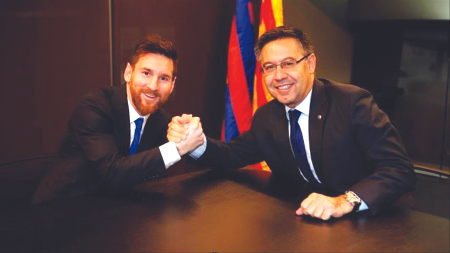 Messi được đề nghị giảm lương sau khi đồng ý ở lại Barca 