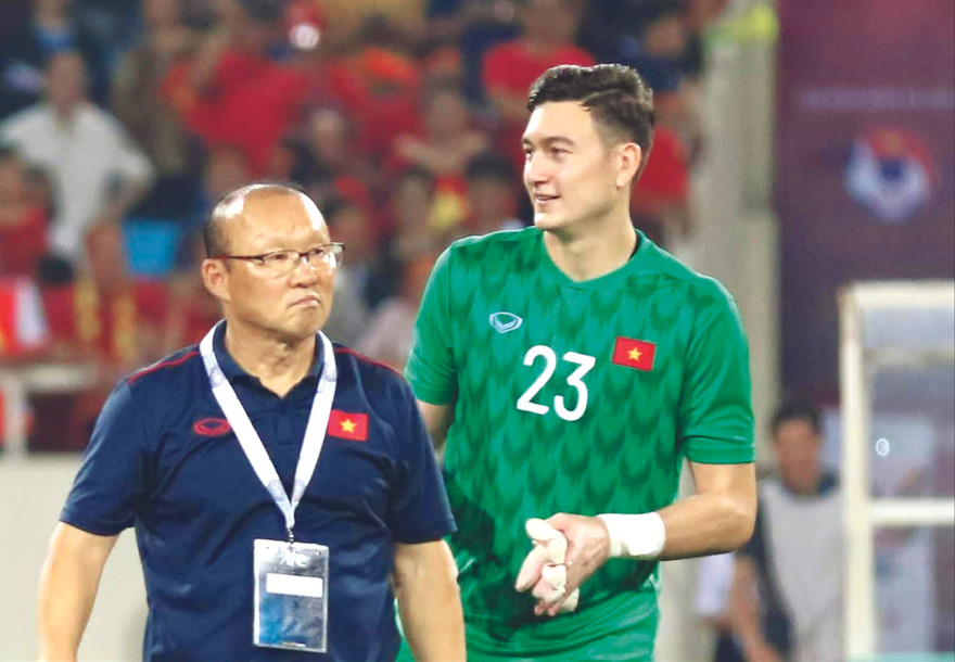 Văn Lâm nhiều khả năng sẽ không thể góp mặt ở AFF Cup 2020 ảnh: NHƯ Ý 