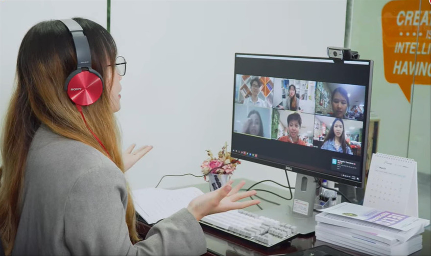 Mô hình lớp học trực tuyến của Công ty IMAP Việt Nam giúp doanh nghiệp này trụ vững qua mùa dịch COVID-19 Ảnh: P.V 