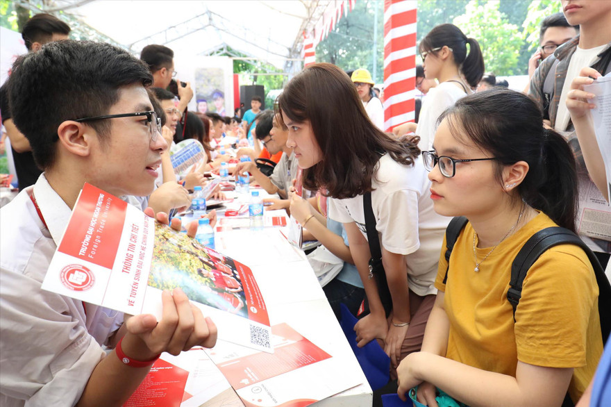 Ngày hội tư vấn tuyển sinh 2019 Ảnh: Như Ý