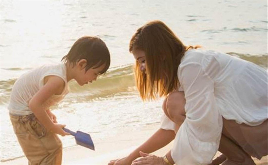 Hạnh phúc của bà mẹ đơn thân (Ảnh minh họa) 