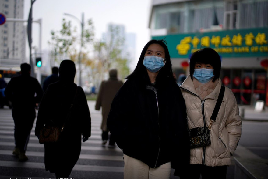 Cuộc sống bình thường đã trở lại nhưng nhiều người dân Vũ Hán vẫn cảnh giác trước nguy cơ dịch quay trở lại 