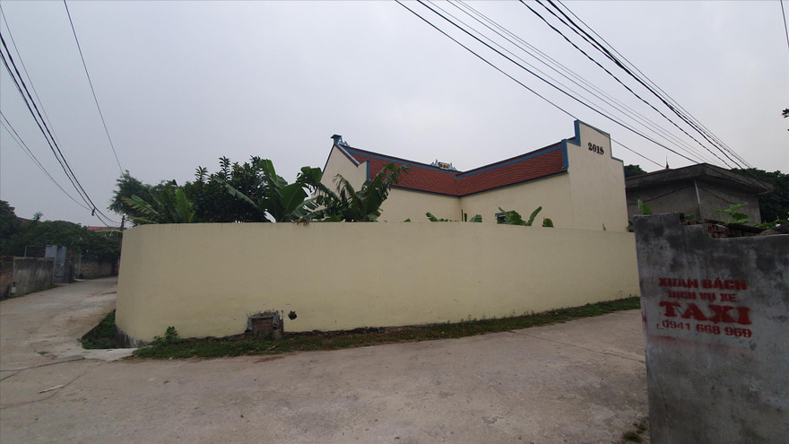 Khu đất cũ của gia đình chị Thuận đã được xây thành chùa cho thôn Văn Than. Ảnh: Long Vân 