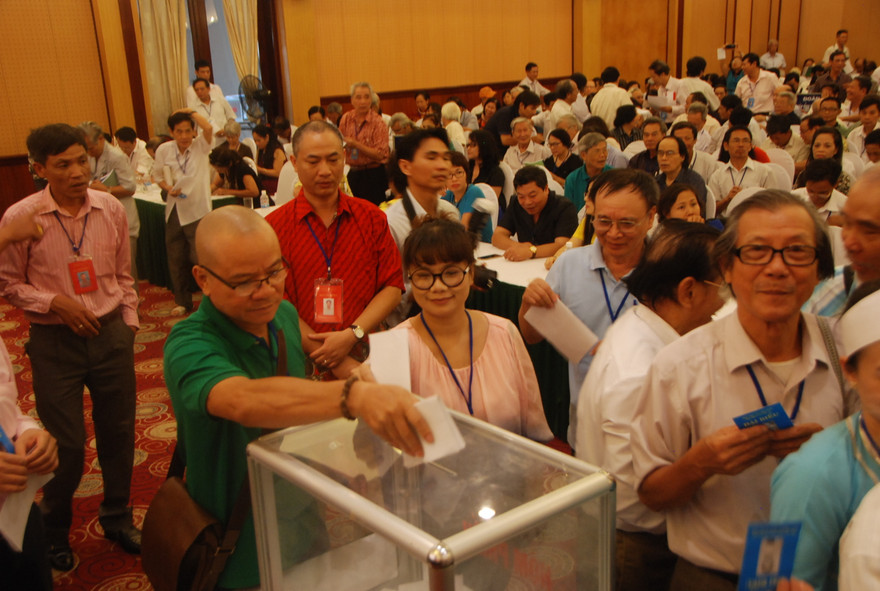 Bỏ phiếu bầu BCH Hội Nhà văn IX 