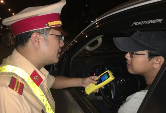 CSGT xử phạt hàng nghìn tài xế vi phạm nồng độ cồn