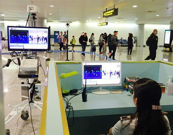 Bộ Lao động yêu cầu giám sát chặt lao động Trung Quốc trở lại sau Tết