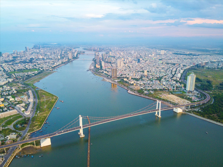 Lần đầu tiên trong lịch sử, Đà Nẵng có tốc độ tăng trưởng kinh tế âm. Ảnh: Thanh Hiếu 