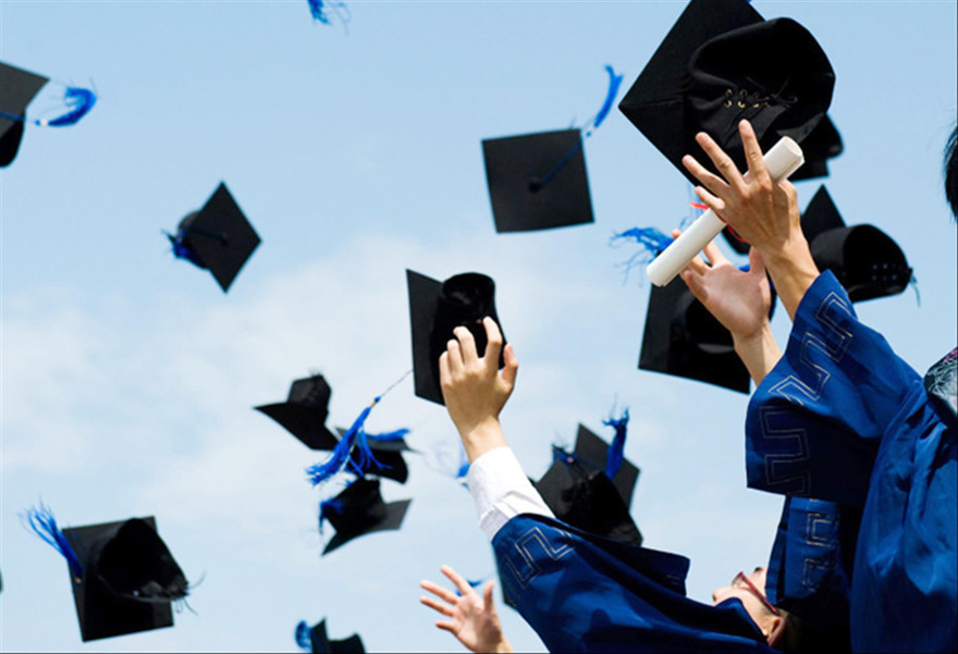 Trong bối cảnh hiện tại, Việt Nam có nên thả nổi đầu vào sau đại học? 