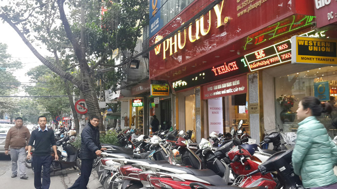 Thị trường vàng trầm lắng chiều 9/11.