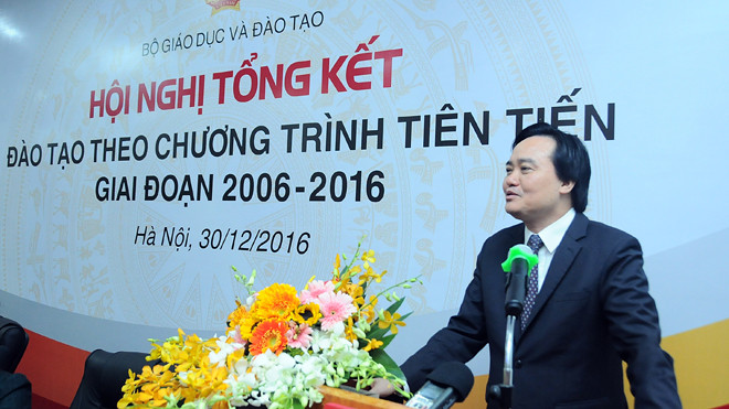Bộ trưởng Bộ GD&ĐT Phùng Xuân Nhạ cho biết, thời gian tới ĐH công lập và ngoài công lập sẽ cạnh tranh bình đẳng. Ảnh : Nghiêm Huê
