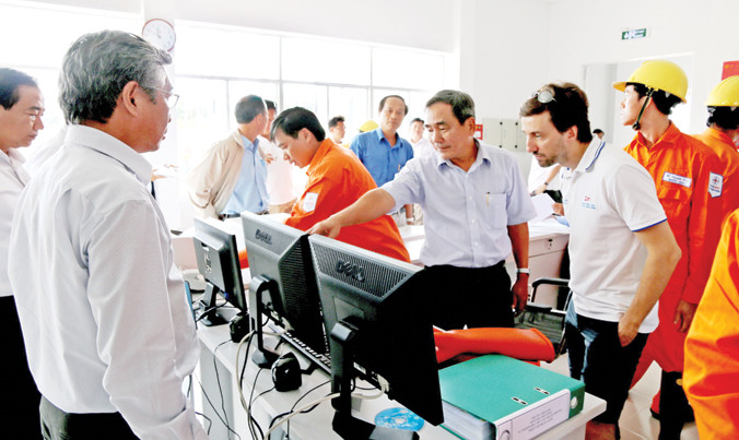 Tập trung cao độ chuẩn bị đóng điện cáp ngầm 110 kV xuyên biển Hà Tiên-Phú Quốc