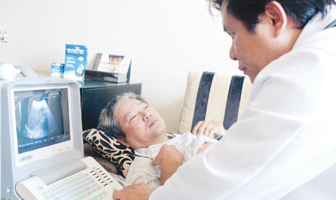 Do tiện lợi, dịch vụ khám bệnh tại nhà của Help International đã có hơn 10.000 khách hàng trên cả nước.