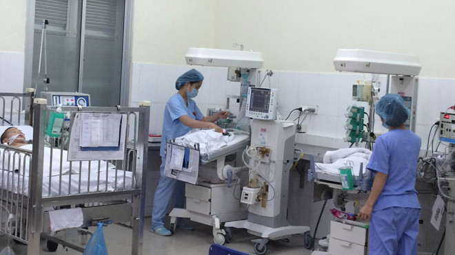 Điều dưỡng khoa Hồi sức Ngoại BV Nhi T.Ư