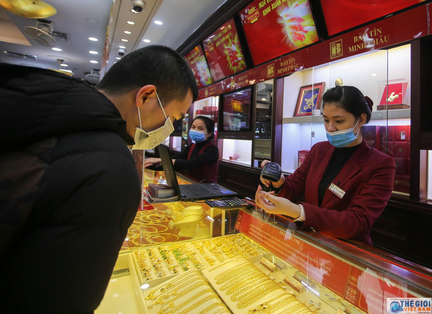 Giá vàng tăng, dân mua vàng miếng kiểu lướt sóng