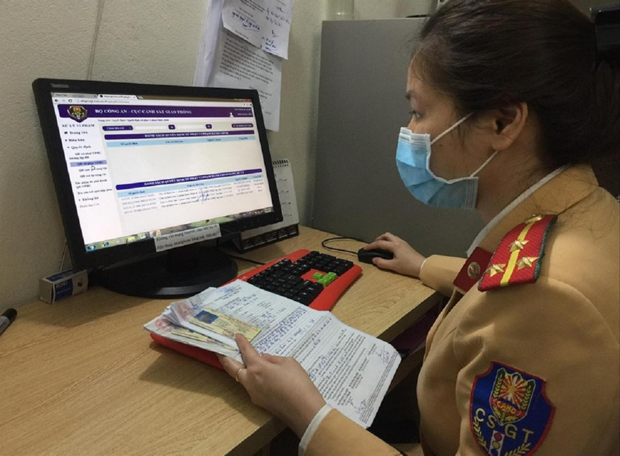 CSGT triển khai thí điểm nộp phạt vi phạm giao thông qua mạng từ tháng 3/2020