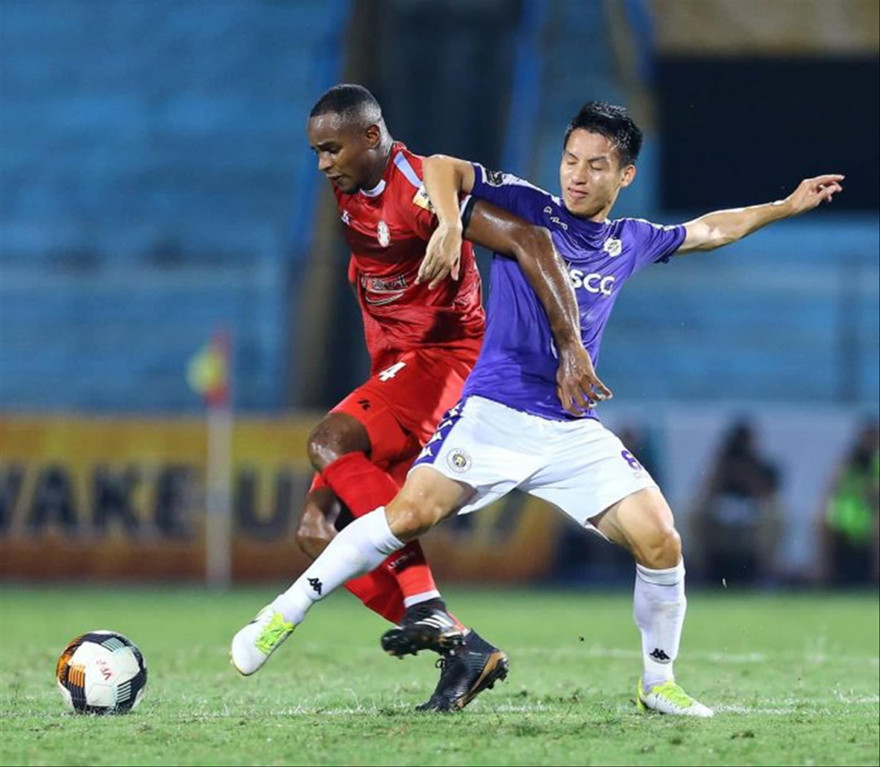 Siêu cúp bóng đá Quốc gia - Cúp THACO 2019 sẽ là nơi đọ sức của đội bóng giàu thành tích - Hà Nội FC, và đội bóng giàu tham vọng - TPHCM. Ảnh: VPF