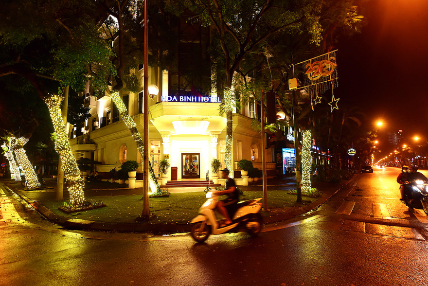 Khách sạn Hòa Bình, quận Hoàn Kiếm - Hà Nội được chọn làm nơi cách ly tập trung cho khách nước ngoài và một số trường hợp khác