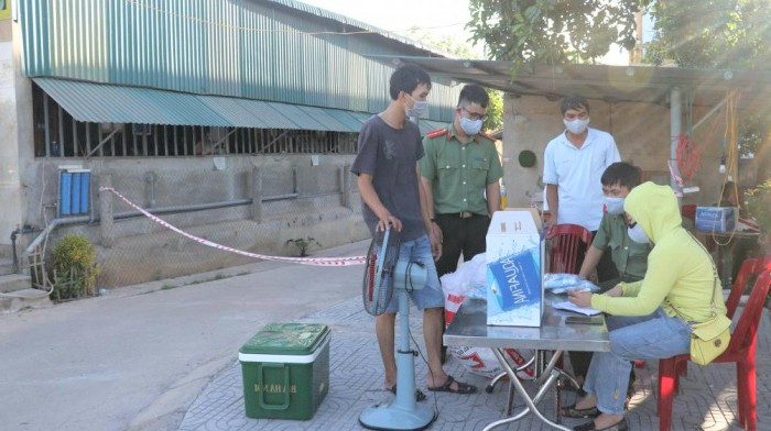 Quảng Trị lập tổ giám sát cộng đồng sau ca tử vong vì COVID-19