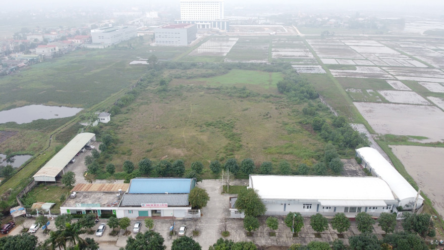 Toàn cảnh dự án bệnh viện trăm tỷ bỏ hoang, nhìn từ trên cao