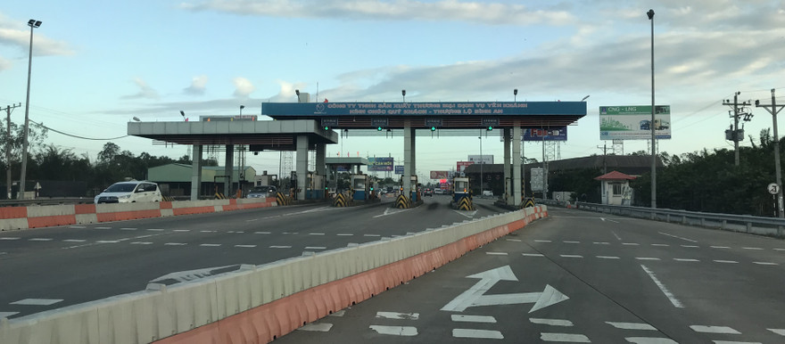 Bộ GTVT đề xuất, sau khi dùng vốn ngân sách nhà nước đầu tư hoàn thành, Nhà nước sẽ nhượng quyền khai thác theo hình thức hợp đồng Kinh doanh - Quản lý (O&M) để thu hồi vốn. Ảnh: Quyền Thành 