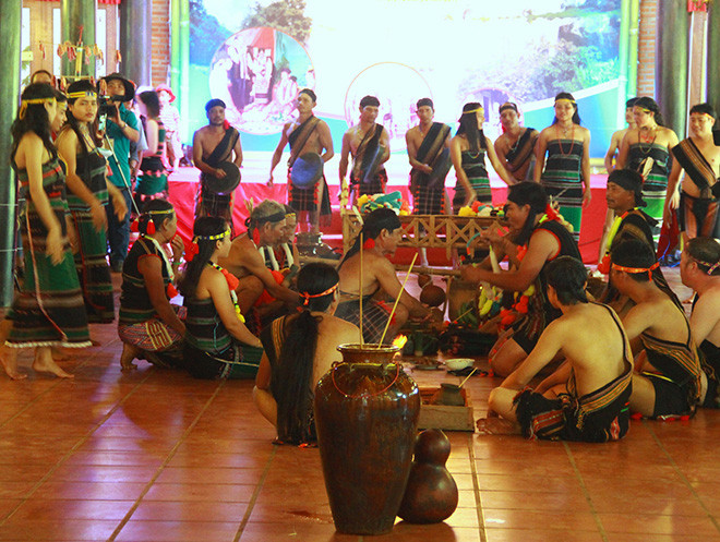 Ðám cưới của người dân tộc M’Nông 