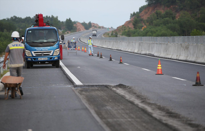 Cần một cuộc thanh tra toàn bộ dự án cao tốc Ðà Nẵng - Quảng Ngãi 