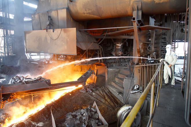 Tới đây sản xuất thép sẽ ngày càng siết chặt hơn. Ảnh: Minh Châu