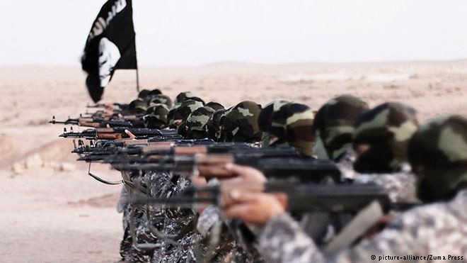 Vũ khí từ nhiều nguồn rơi vào tay bọn khủng bố ở Trung Ðông. Ảnh: Egyptindependent