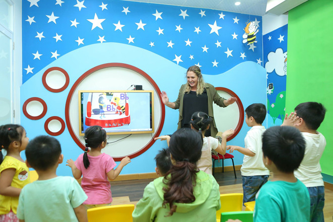 Một giờ học Tiếng Anh của học sinh tiểu học 