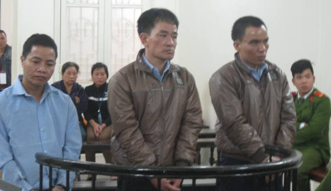 Các bị cáo trong phiên xử ngày 10/3. Ảnh: BH