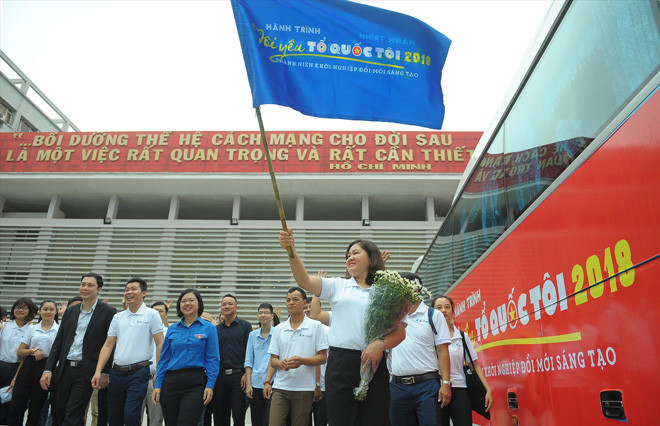 Lễ xuất quân Hành trình “Tôi yêu Tổ quốc tôi” tại Hà Nội. ảnh: Xuân Tùng