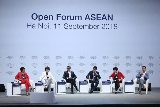 Các đại biểu tham dự Diễn đàn mở về khởi nghiệp sáng tạo trong thời đại 4.0 sáng qua. Ảnh: Như Ý