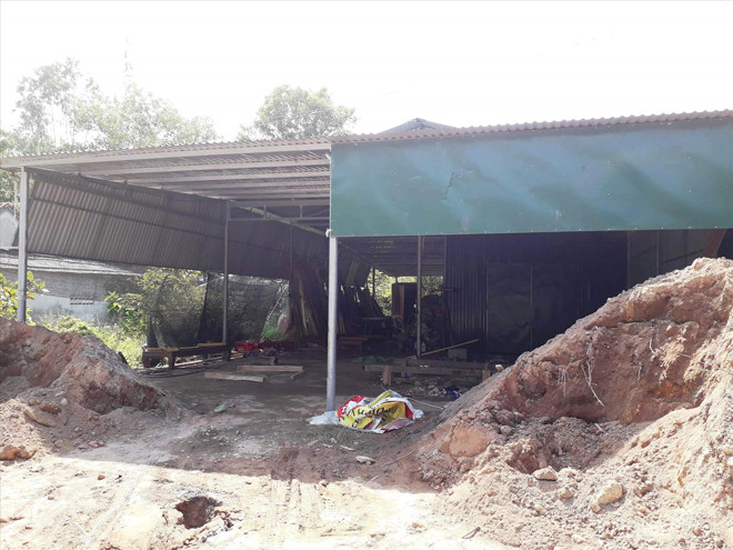 Đến chiều 2/11 các cỗ quan tài được dời đi nơi khác 