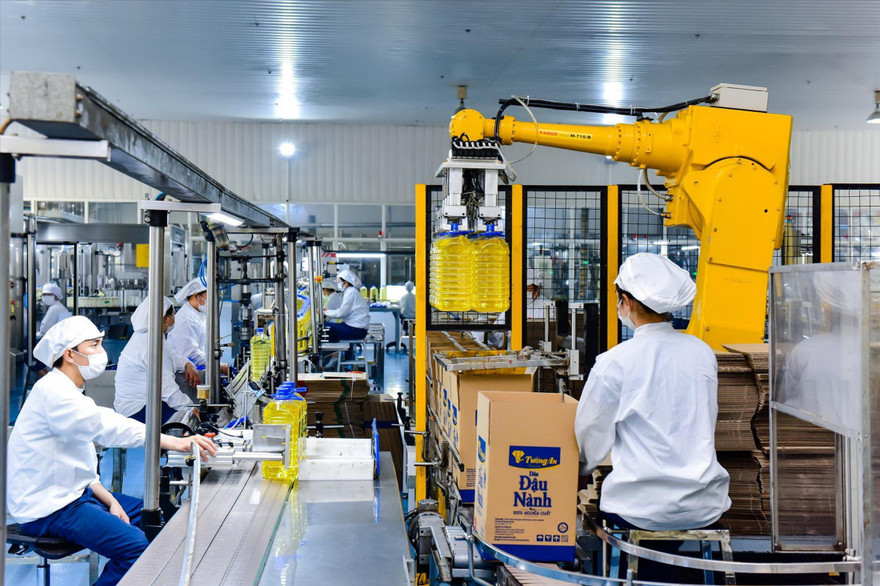 Nhiều doanh nghiệp tăng sản lượng hơn 30% để phục vụ thị trường Tết Ảnh: U.P