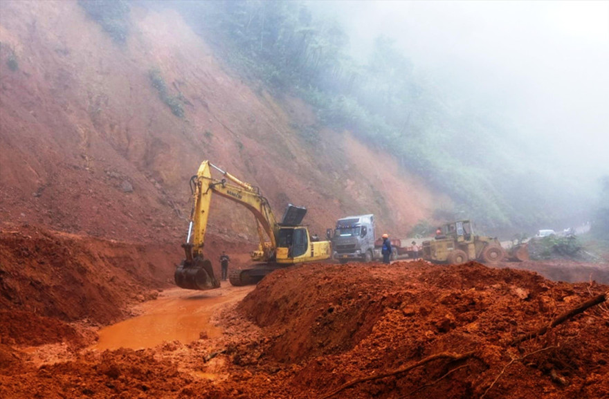 Nỗ lực thông tuyến đường Hồ Chí Minh nhánh Tây qua tỉnh TT-Huế 