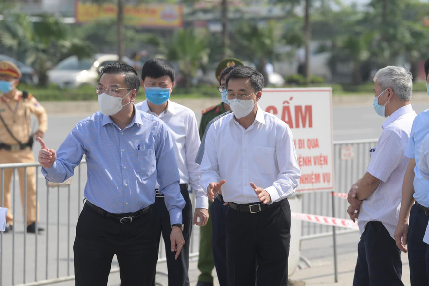 Lãnh đạo UBND thành phố Hà Nội kiểm tra công tác phòng chống dịch tại Bệnh viện K cơ sở Tân Triều