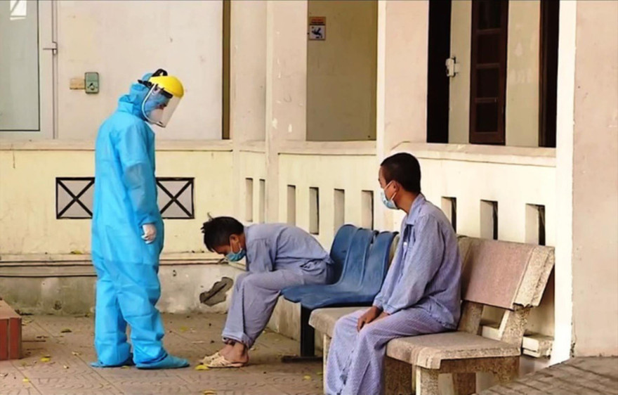 Đại dịch COVID-19 làm gia tăng rối loạn tâm thần. Ảnh: Long Phạm 