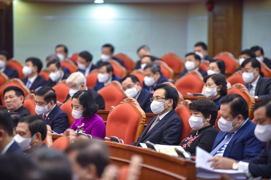 Các đại biểu tham dự Hội nghị Trung ương 4, khóa XIII