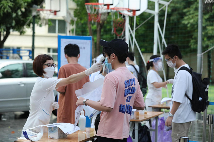 Học sinh nhiều địa phương sẽ được tiêm vắc xin phòng COVID-19 trong tháng 11