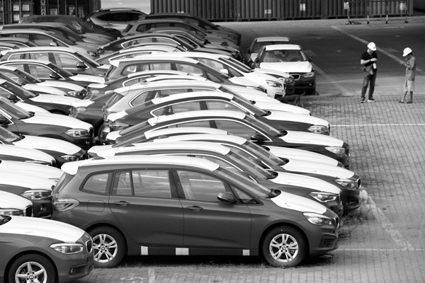 10 tháng đầu năm, Cục Hải quan TPHCM giảm thu 3.600 tỷ đồng từ mặt hàng ô tô nhập khẩu theo Nghị định 116. Ảnh: Tuấn Nguyễn