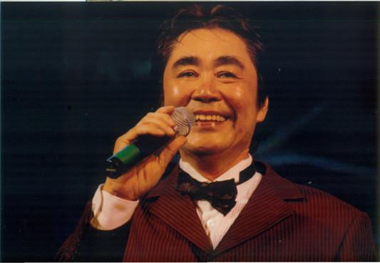 NSND Quang Thọ hát trong đêm nhạc kỷ niệm 40 năm sự nghiệp