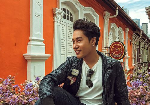 Quán quân SMĐH 2012 hài lòng với gương mặt hiện tại Ảnh: NVCC 