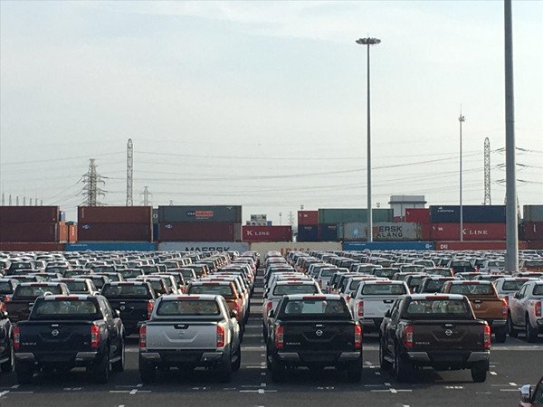 Bộ Giao thông Vận tải cần có chế tài kiểm soát xe xả thải vượt tiêu chuẩn, quy định gây ô nhiễm môi trường Ảnh: Tuấn Nguyễn  