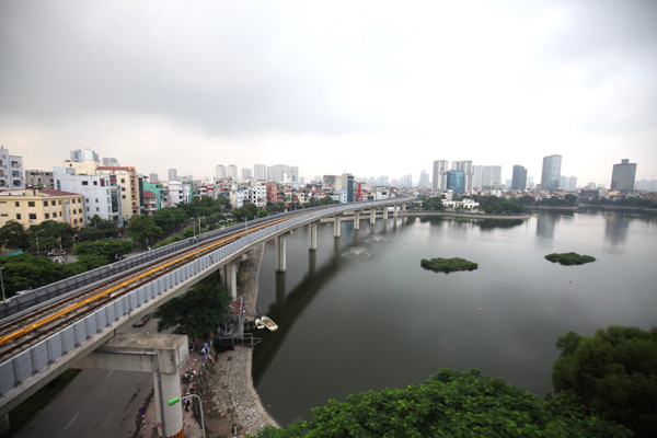 Người dân rất quan tâm trong việc tiếp cận quy hoạch nhưng chưa được công bố công khai ảnh: Như ý